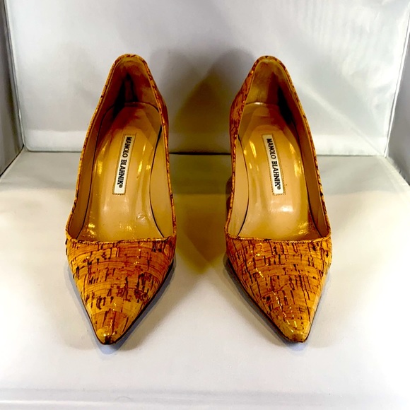 Manolo Blahnik Pump 36 1/2 Patent Cork - Picture 3 of 8